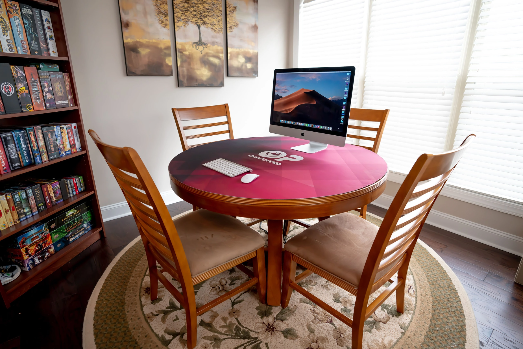 Table And Chairs With Desktop